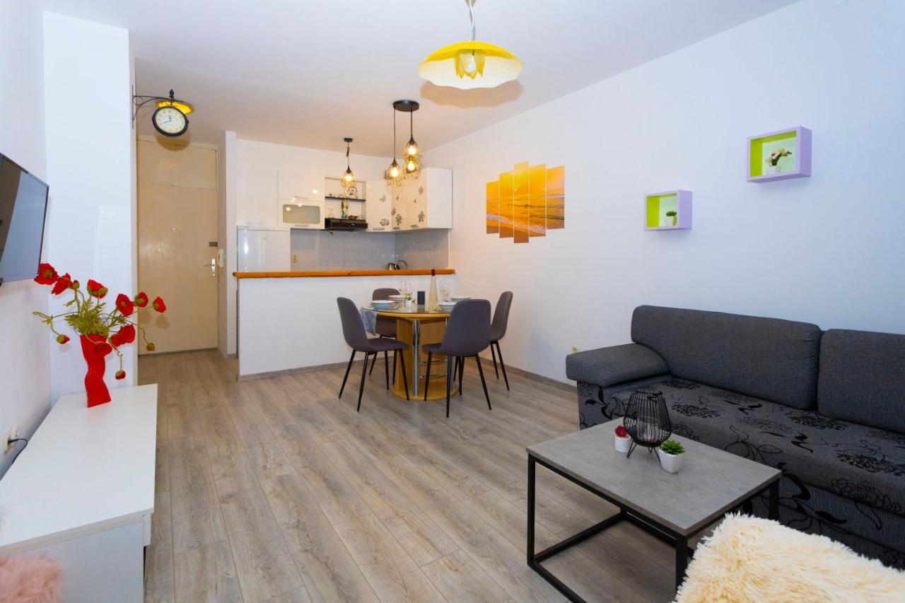 Apartman Angie Makarska Exteriör bild