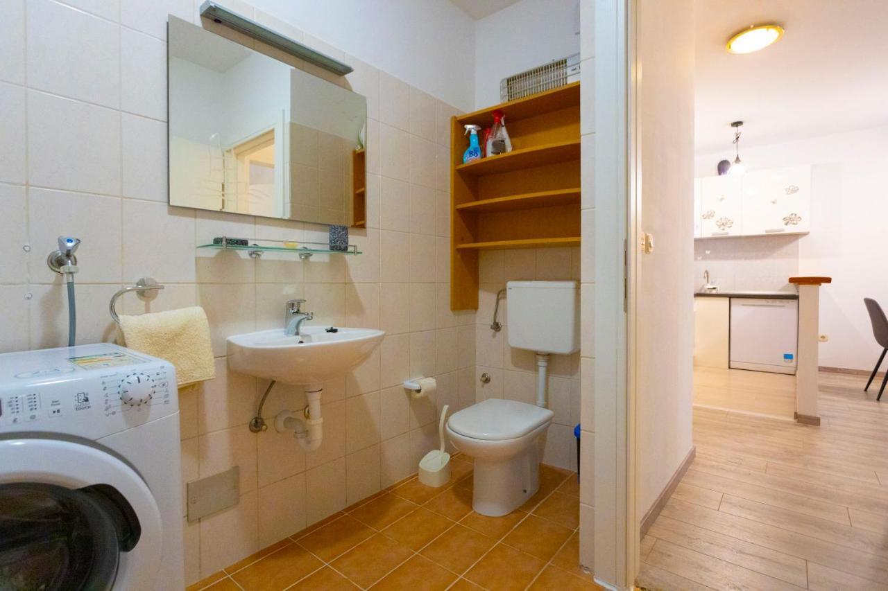 Apartman Angie Makarska Exteriör bild