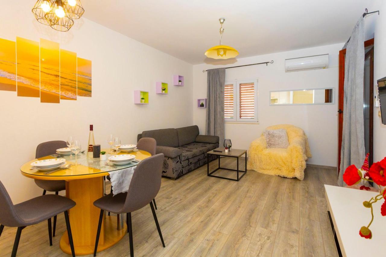 Apartman Angie Makarska Exteriör bild