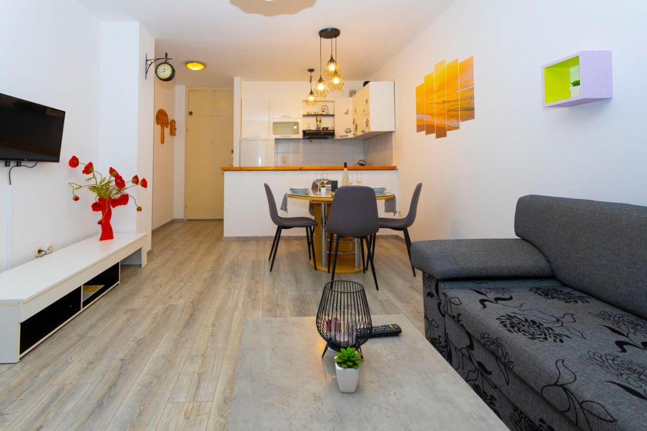 Apartman Angie Makarska Exteriör bild